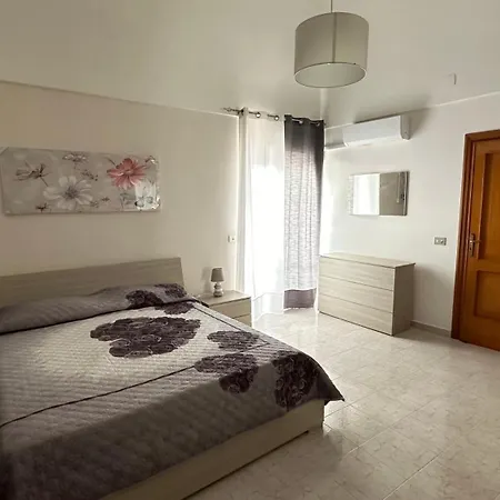 Holiday home Mira Mila